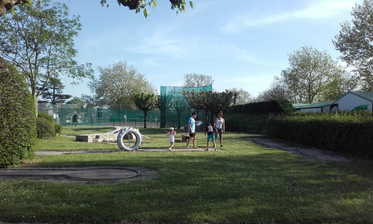 Camping Le Sorlut Cozes Extérieur photo