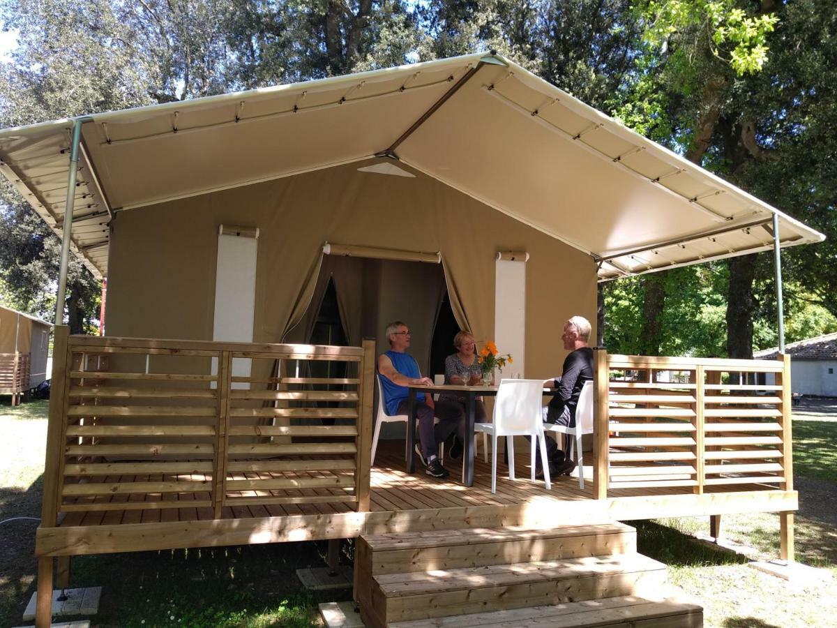 Camping Le Sorlut Cozes Extérieur photo