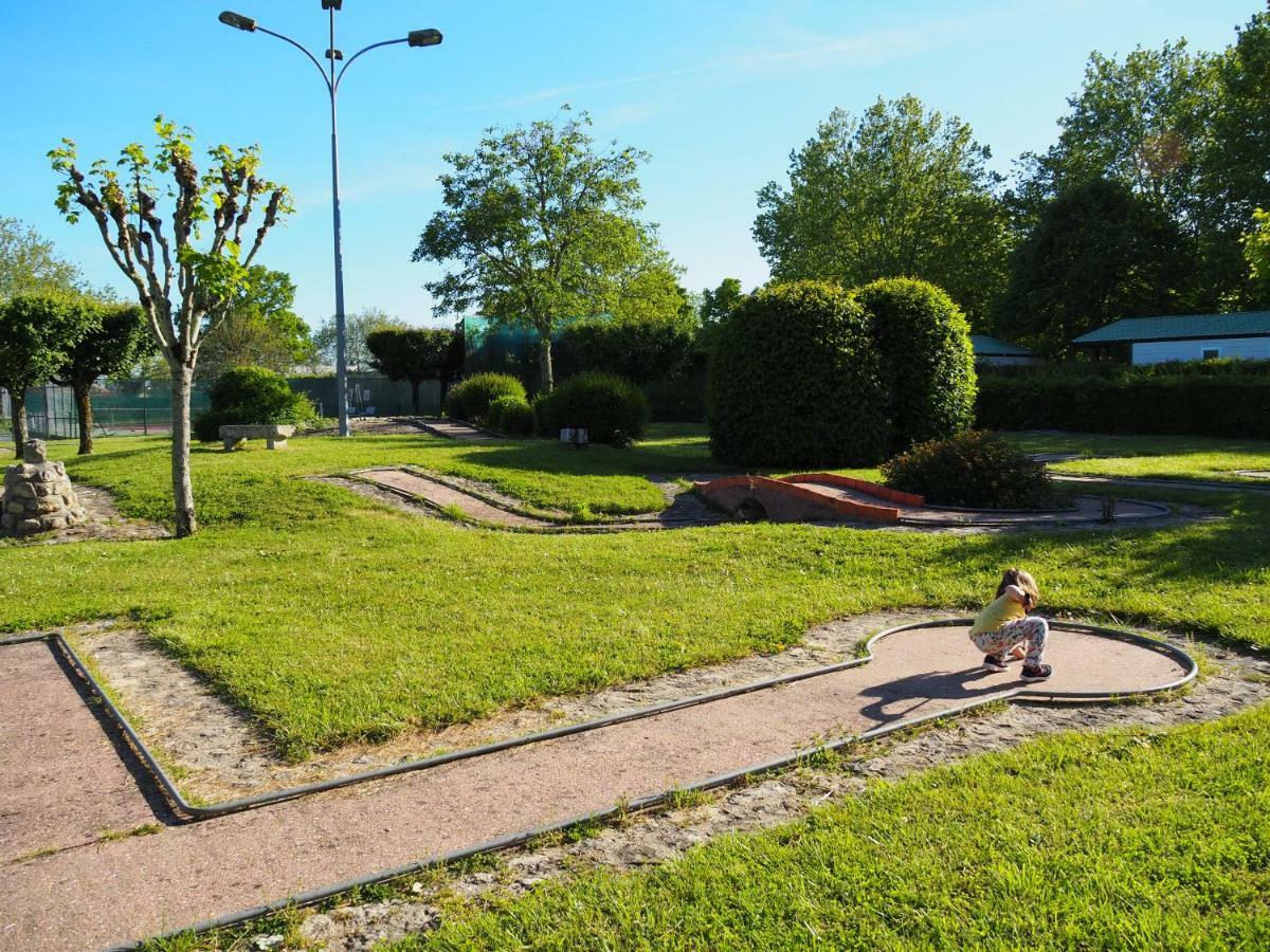 Camping Le Sorlut Cozes Extérieur photo